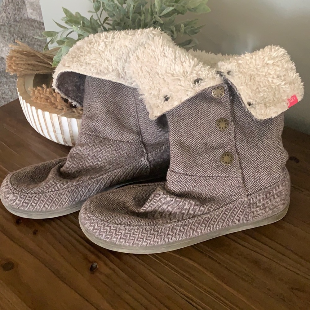 Roxy boots